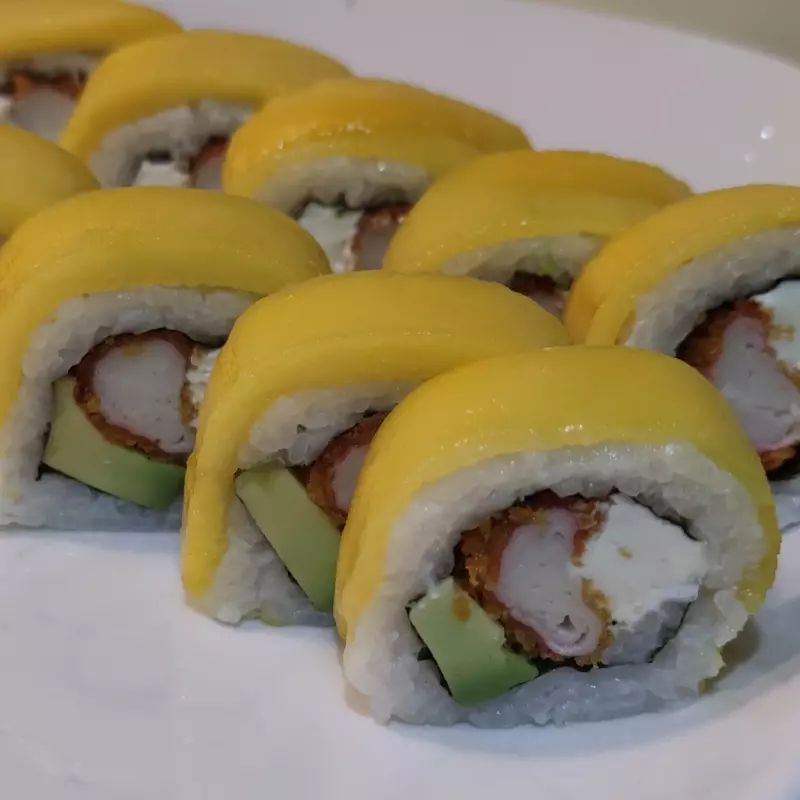 Crazy mango roll