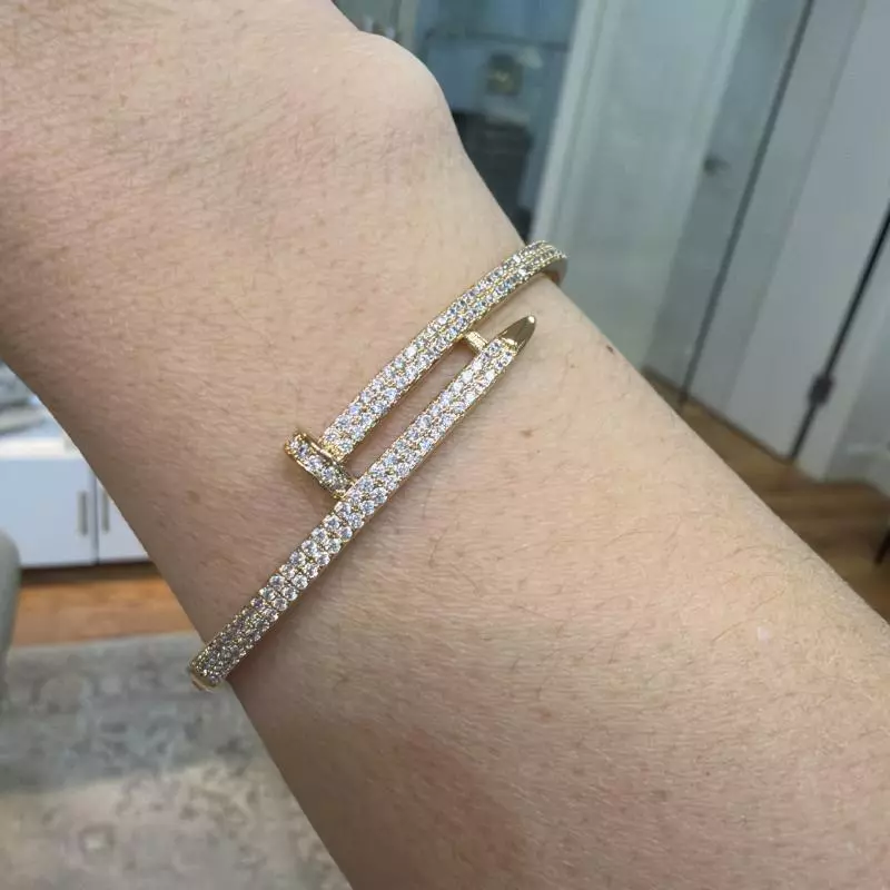 Bracelete prego cravejado