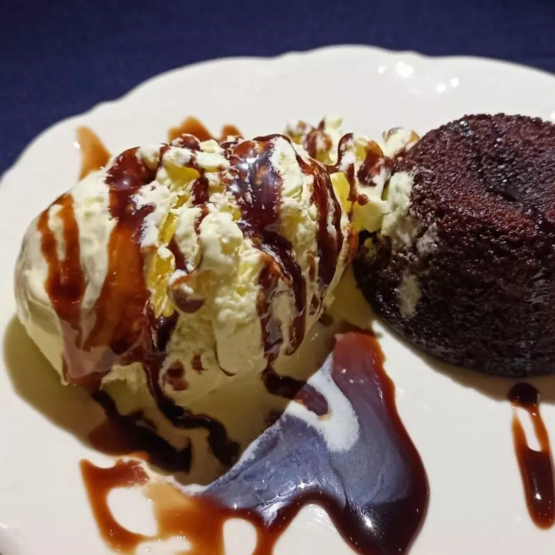 PETIT GATEAU