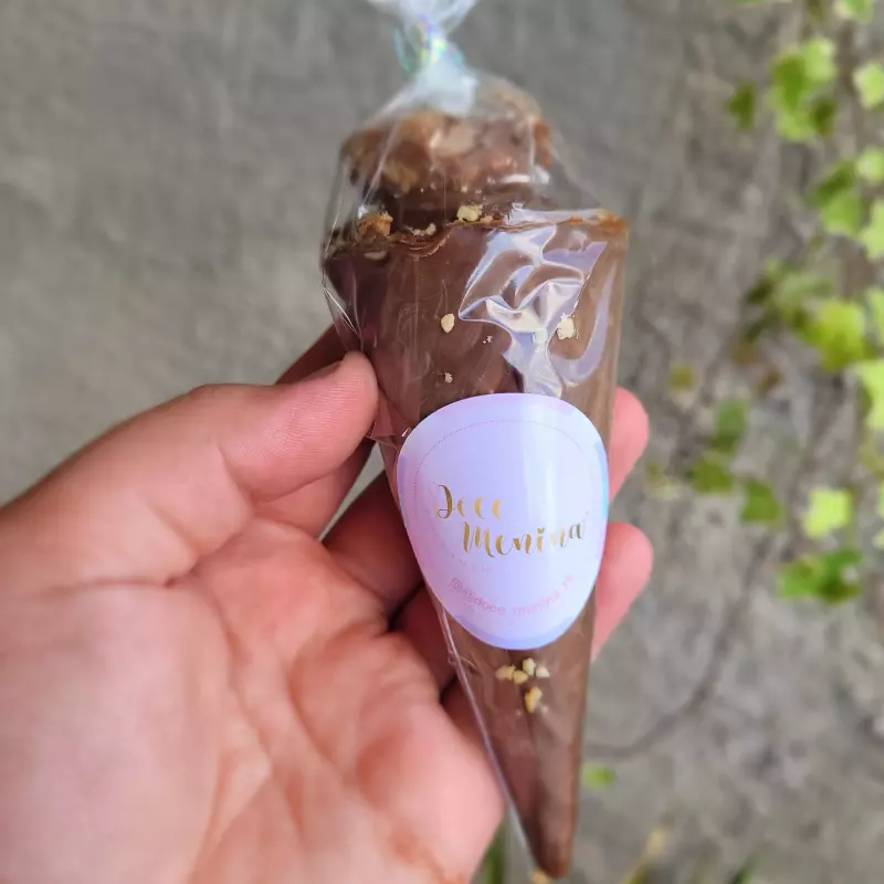 Cone Ferrero Rocher sem castanha
