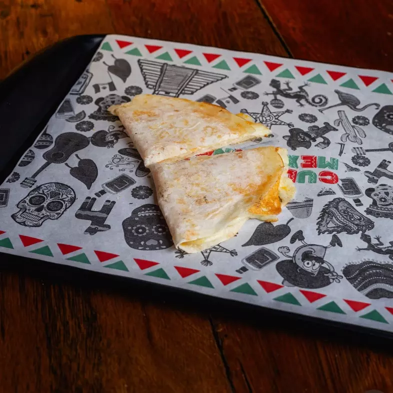 Mini quesadilla frango