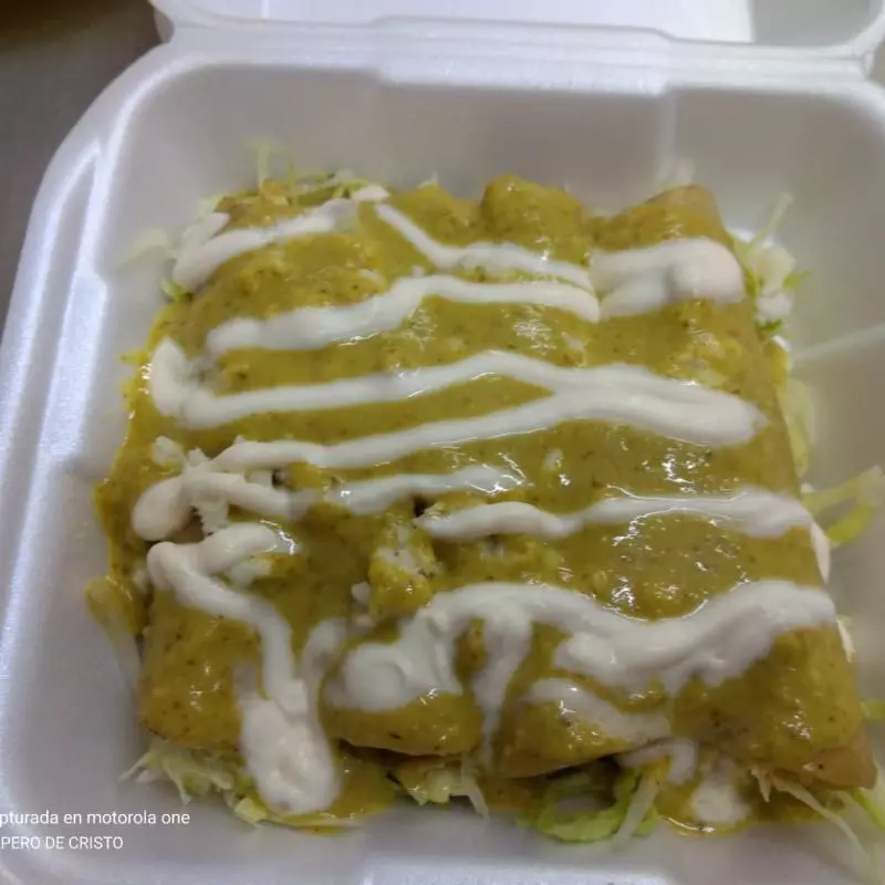 MEDIA ORDEN DE ENCHILADAS SUIZAS DE 2 PIEZAS