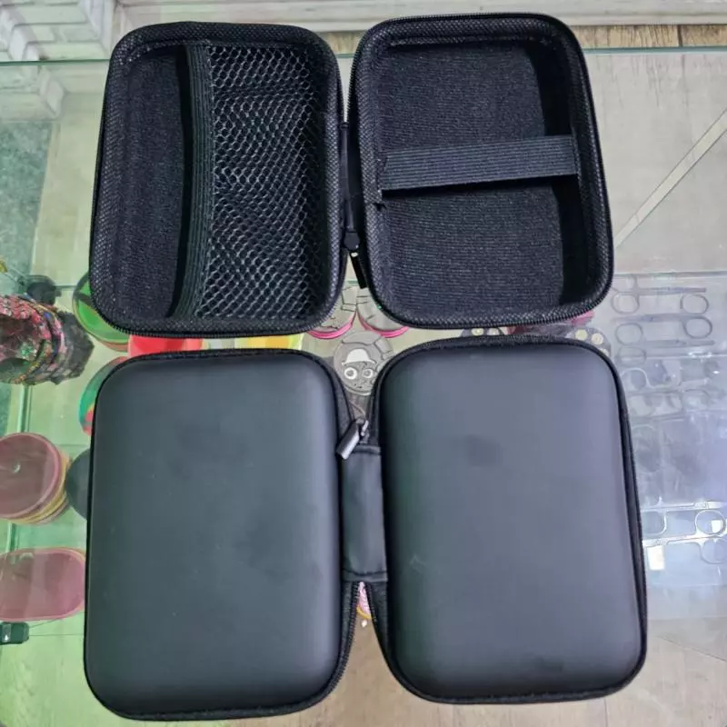 CASE MÉDIA PRETA