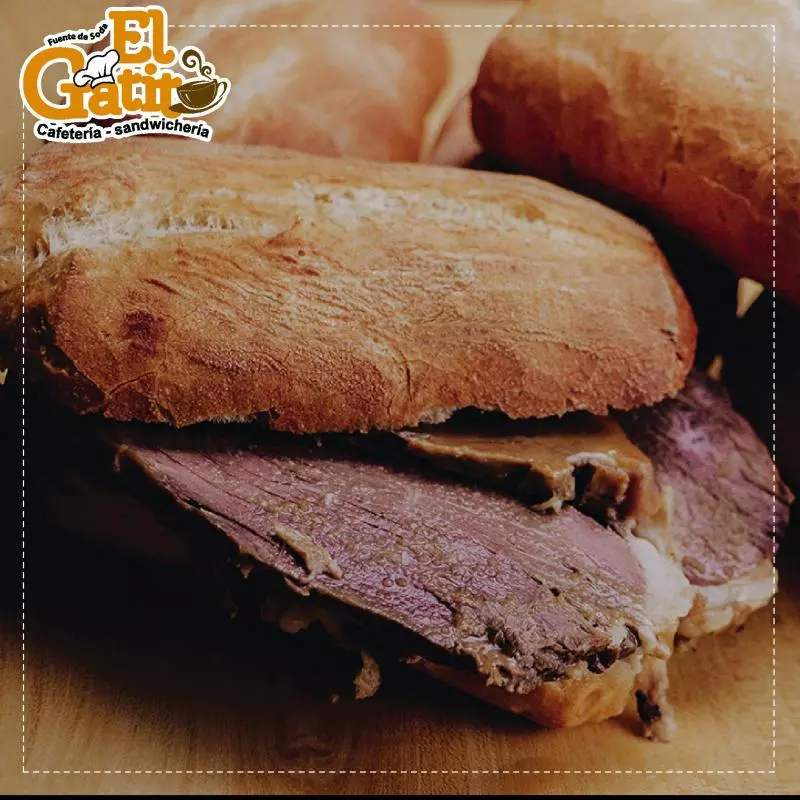 Sandwich / Asado de res