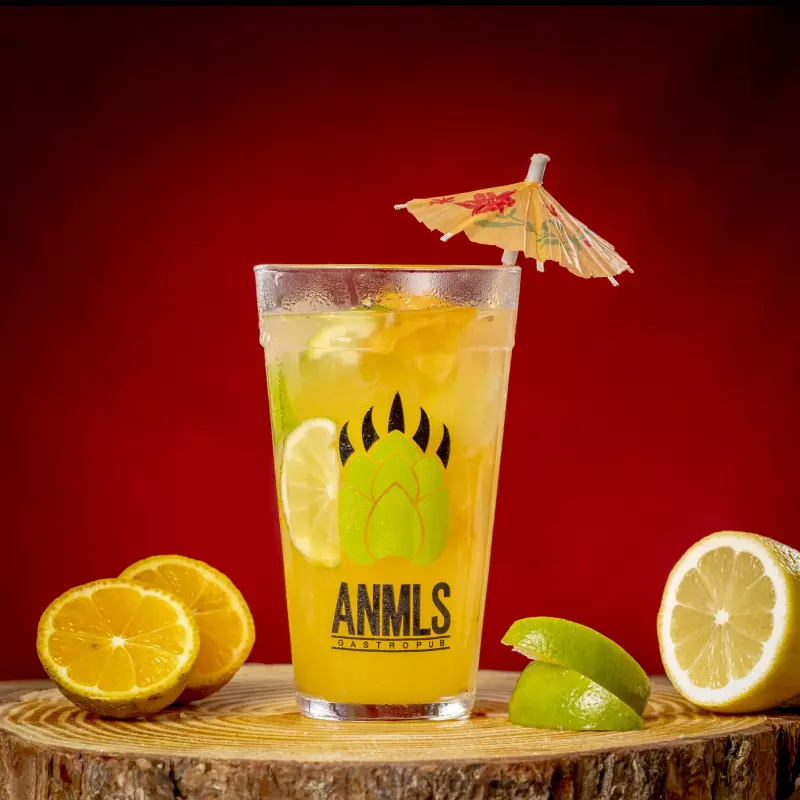 CAIPIRINHA DE LIMÃO