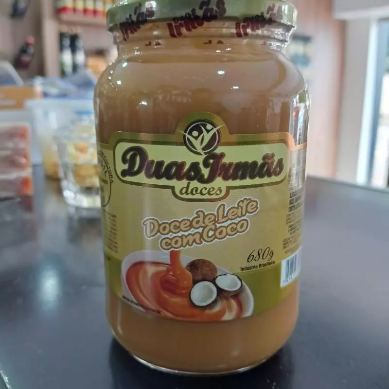 Doce de leite com coco