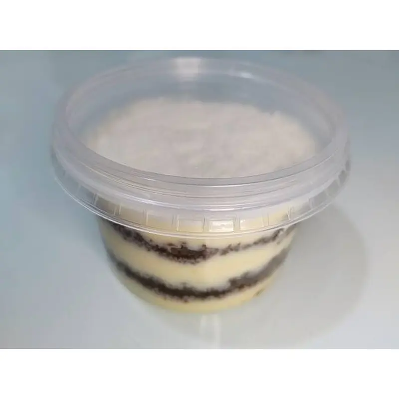 Bolo de Leite Ninho com Massa de Cholocate