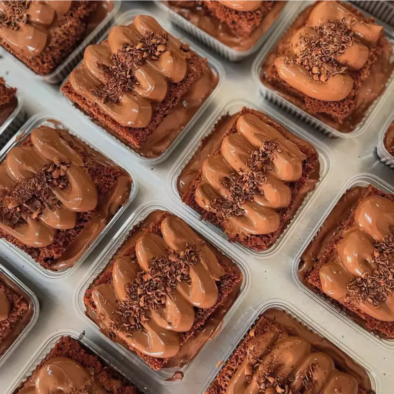 Bolo gelado de choco e brigadeiro