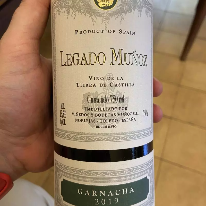Vinho Legado Muñoz 2019