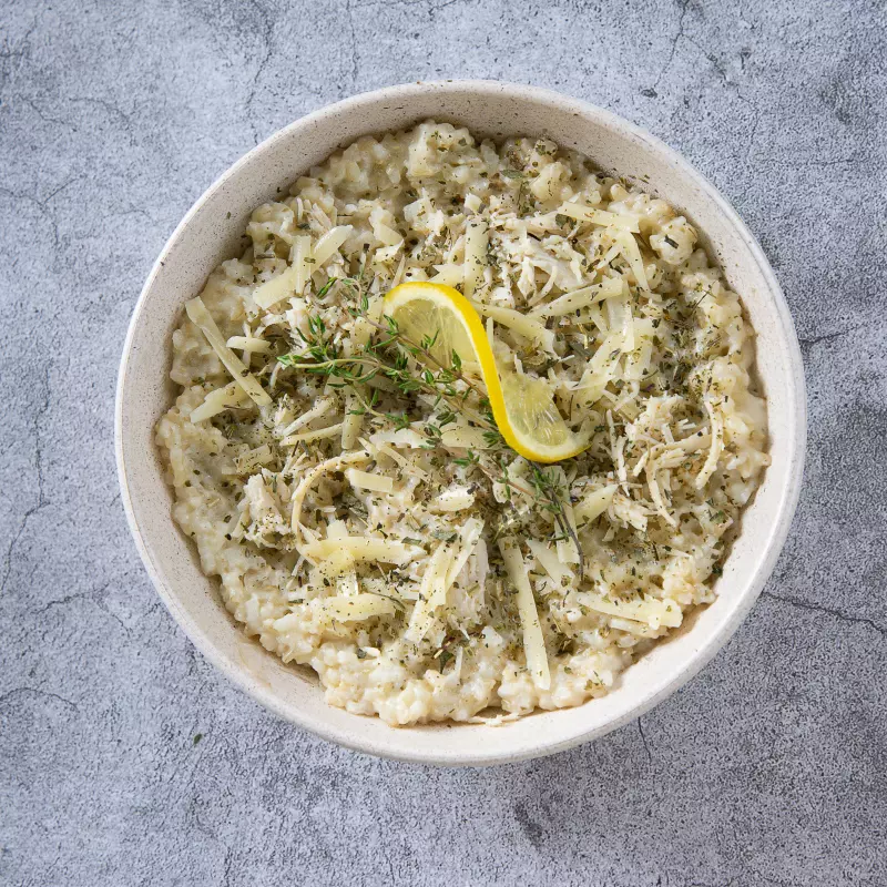 Risoto de limão com frango desfiado
