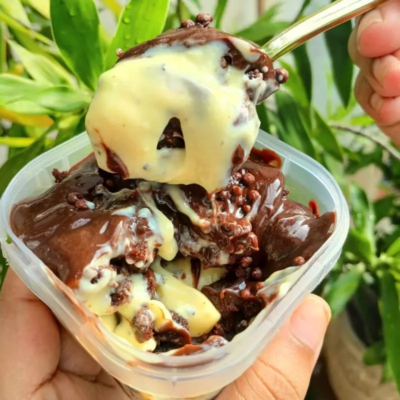 Brownie no pote - maracujá c/ brigad
