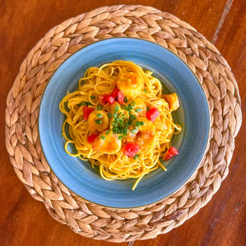 Spaguetti en salsa de langostinos