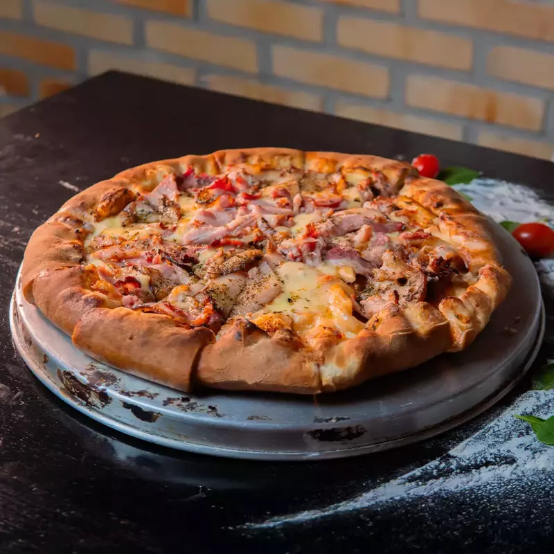 Pizza Média 🍕🍕🍕