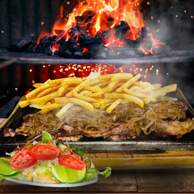 CARNE DE RES ENCEBOLLADO
