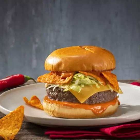 🍔 Crunch con Doritos o Ruffles