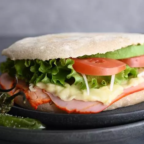 Torta pierna española