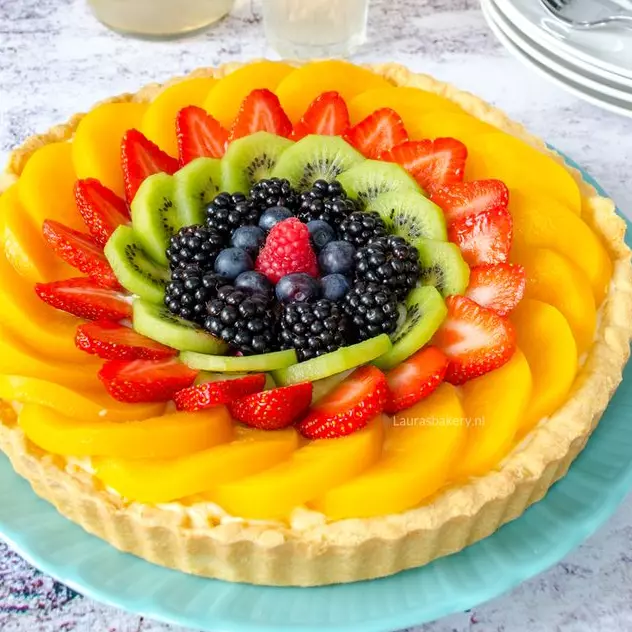 Trozo de tartaleta de frutas