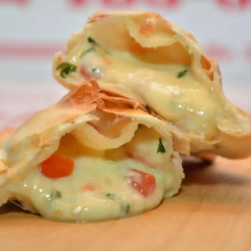 EMPANADA CAPRESSE