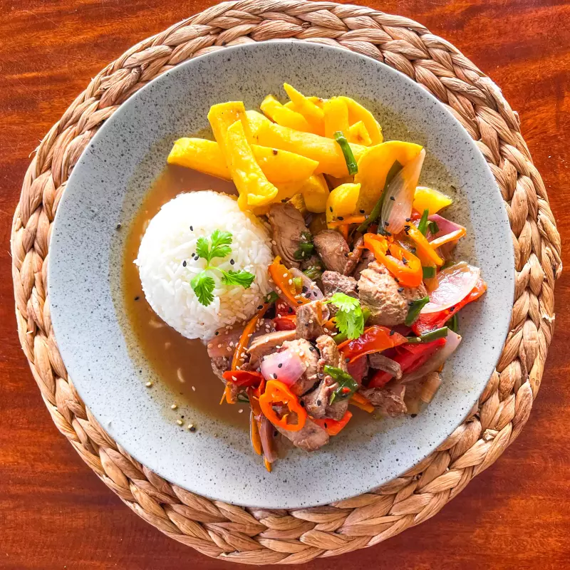 Saltado de tuno