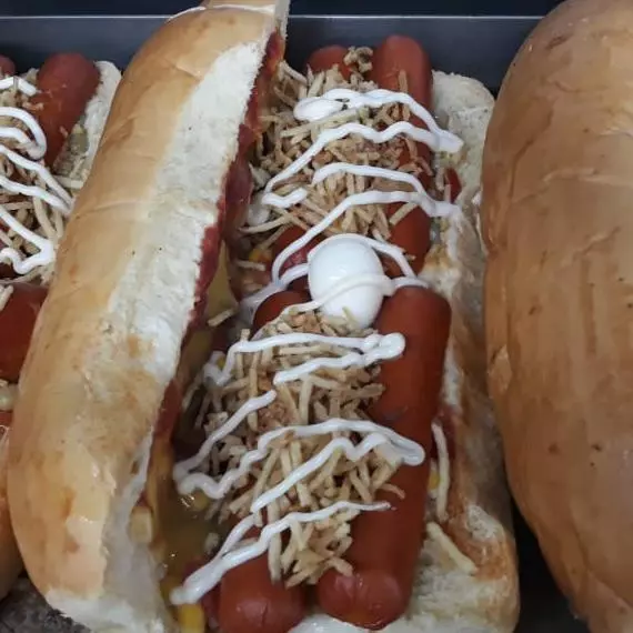 HOT DOG SEM PRENSAR 22 CM