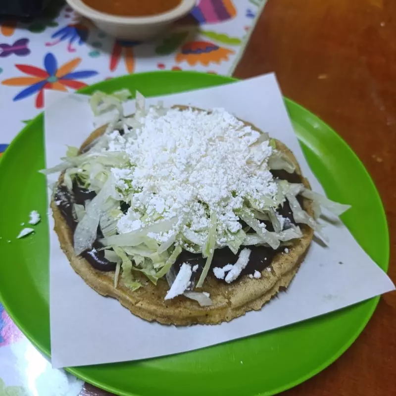 Sope Queso