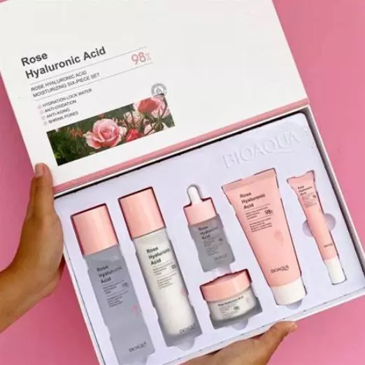 KIT DE LUJO ROSAS BIOAQUA 00042