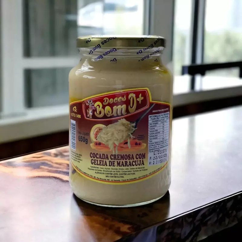 Cocada cremosa c/ geleia de maracujá