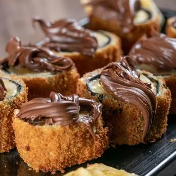 Hot Roll Banana chocolate 8 unid