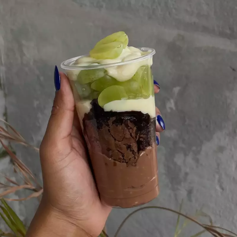 Copo da felicidade de uva