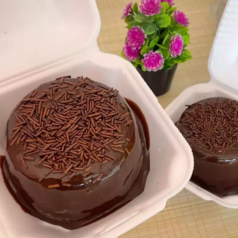 Mini vulcão chocolate 2 fatias