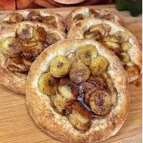 ESFIHA BANANA C/ CANELA