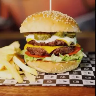 Duplo Picles Burguer