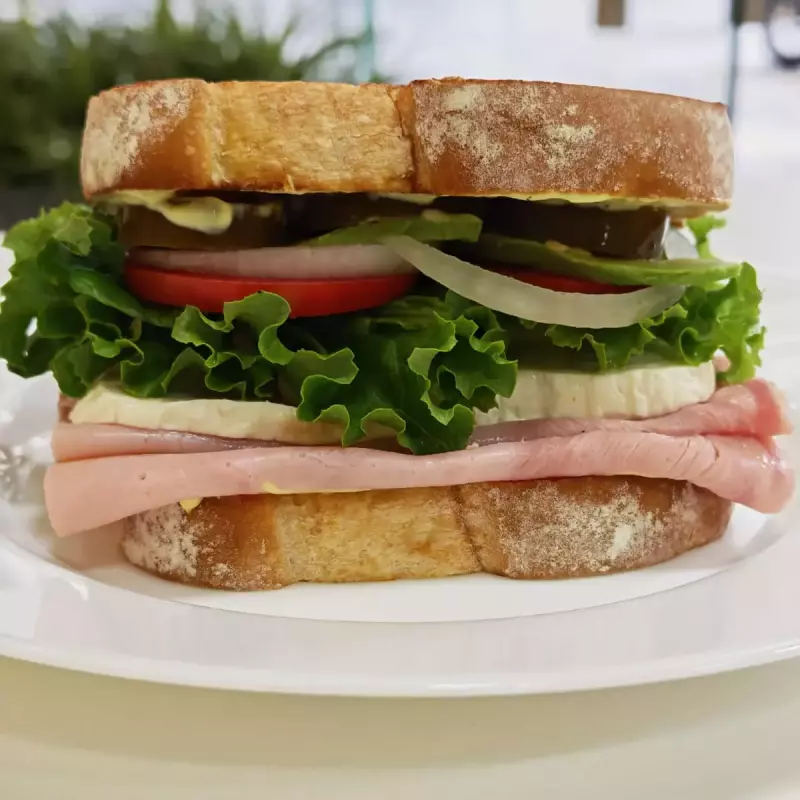 Sándwich Jamón/Panela