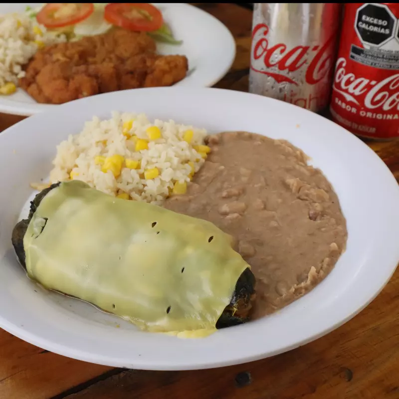 Chile Relleno de Picadillo