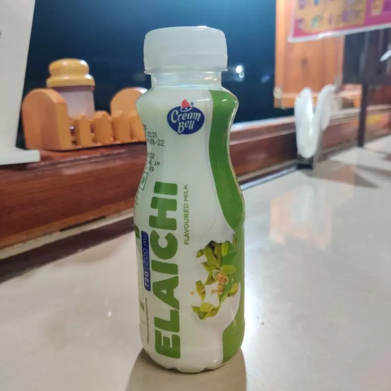 Elaichi Milk