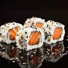 URAMAKI SALMAO 12un