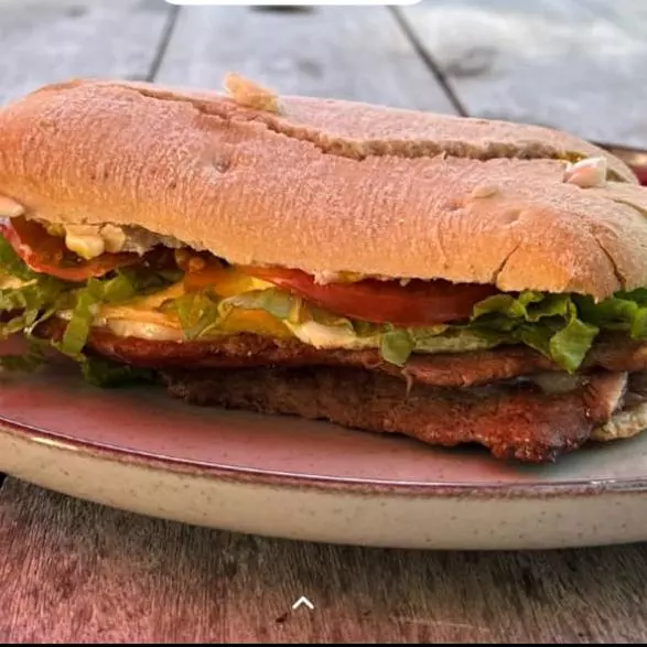 SANDWICH DE LOMITO EN CIABATTA