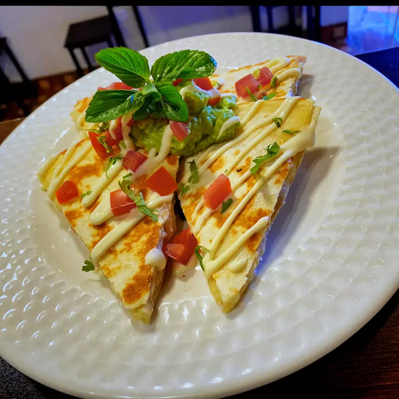 Quesadilla con pollo 🆕