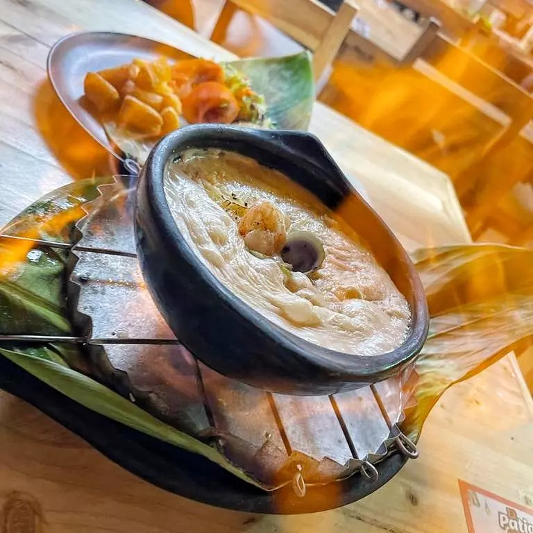 CAZUELA DE MARISCOS