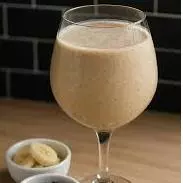 Vitamina de banana com ameixa