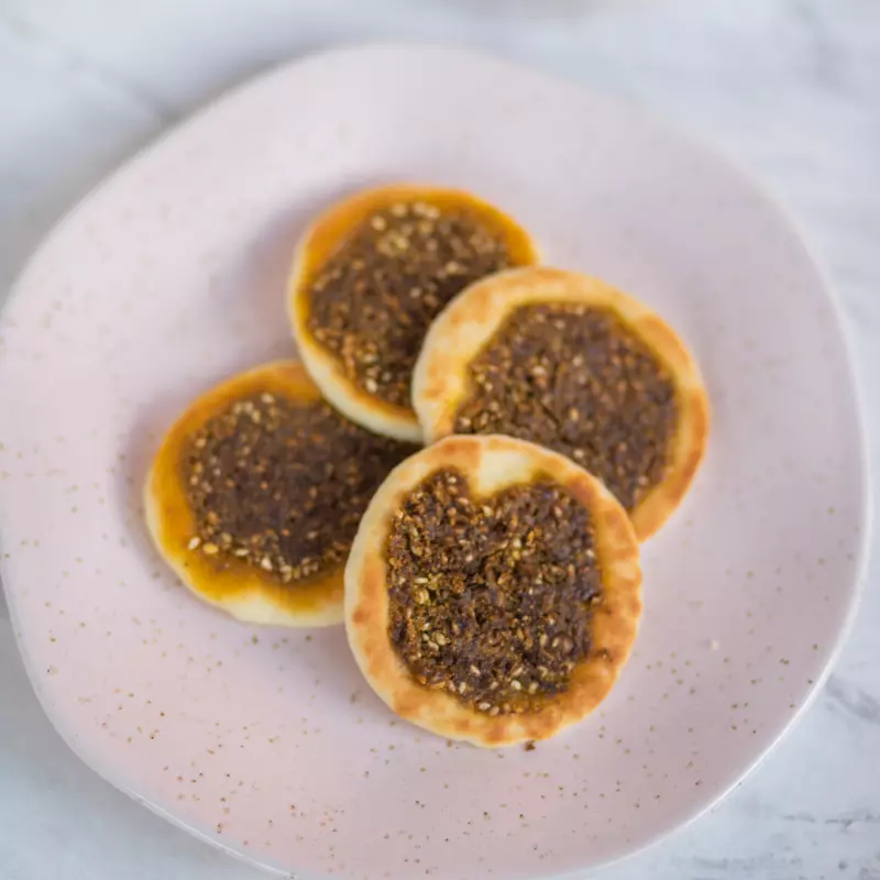 Esfiha aberta de Zaatar