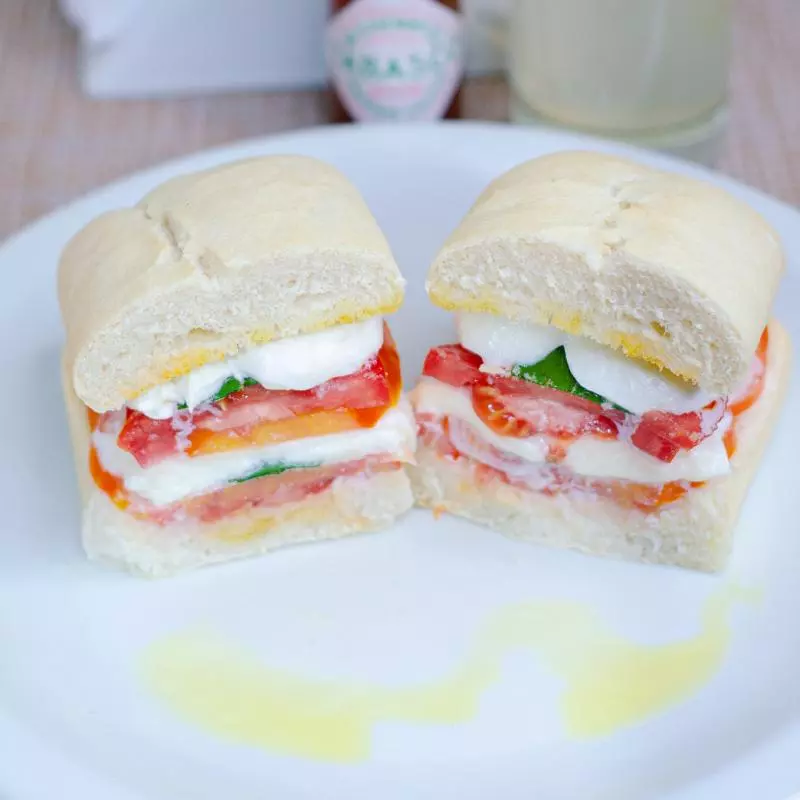 CIABATTA CAPRESE
