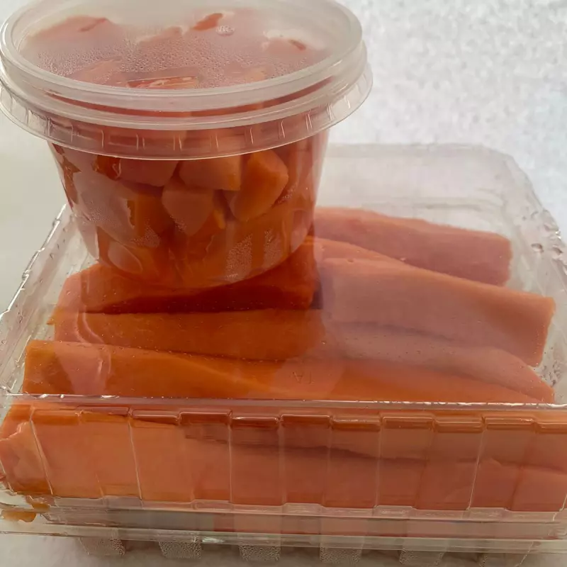 Mamão Formosa cortado