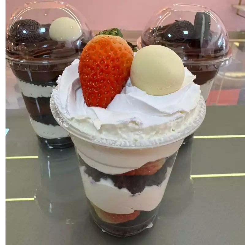 verrine P ninho com morango