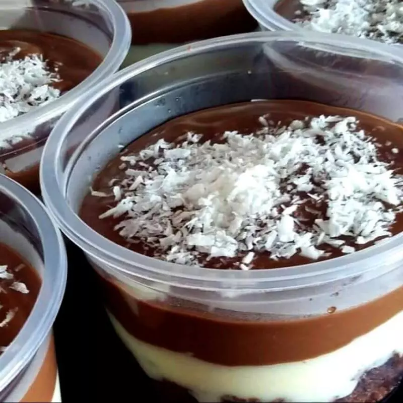 Bolo de pote Prestígio