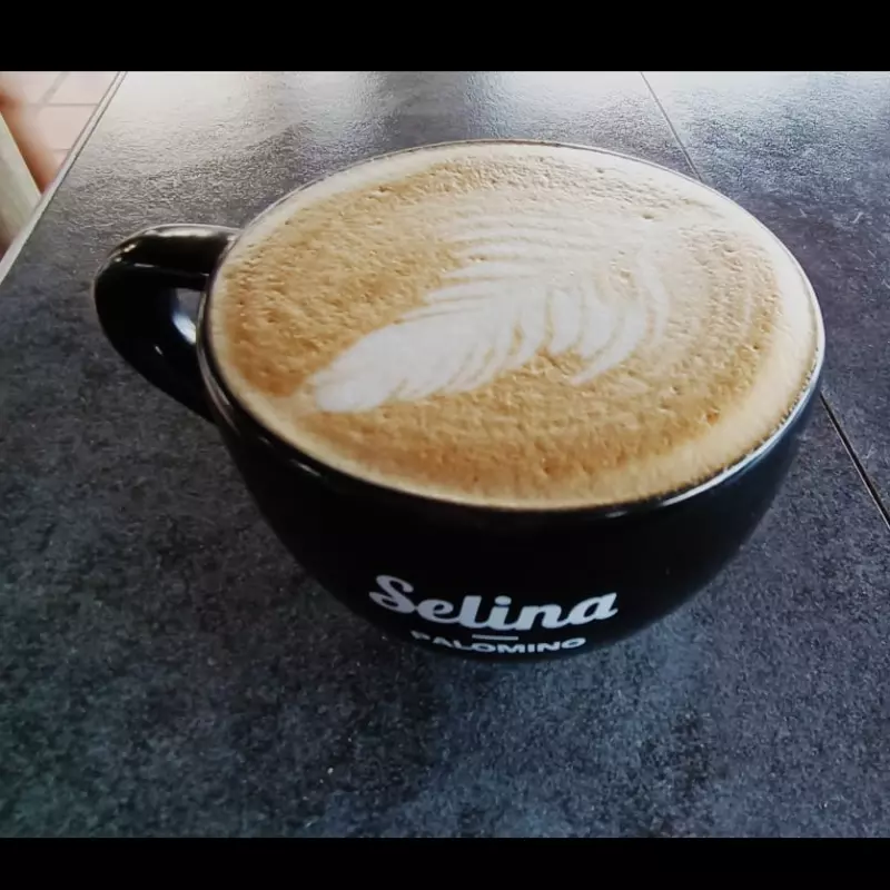 CAPUCCINO CON LECHE DE ALMENDRAS