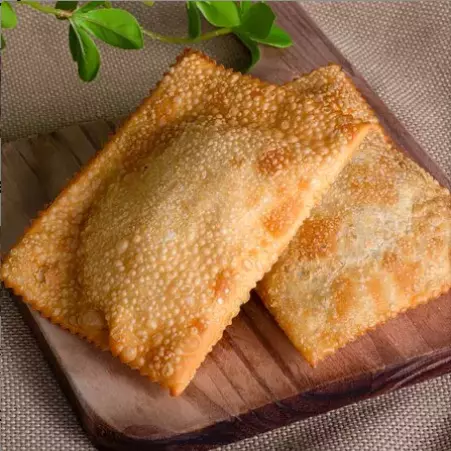 Pastel  doce de leite c/ banana