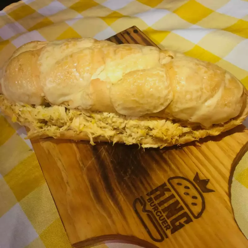 BAGUETE DE FRANGO CREMOSO