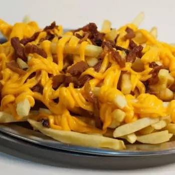 Fritas c/bacon e cheddar