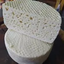 Queijo Meia Cura Furadinho